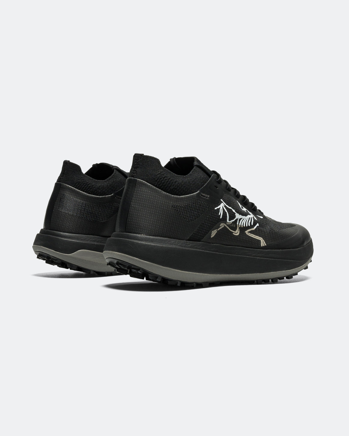 Arc'Teryx - Mens Sylan Pro - Black/Black - Up There Athletics