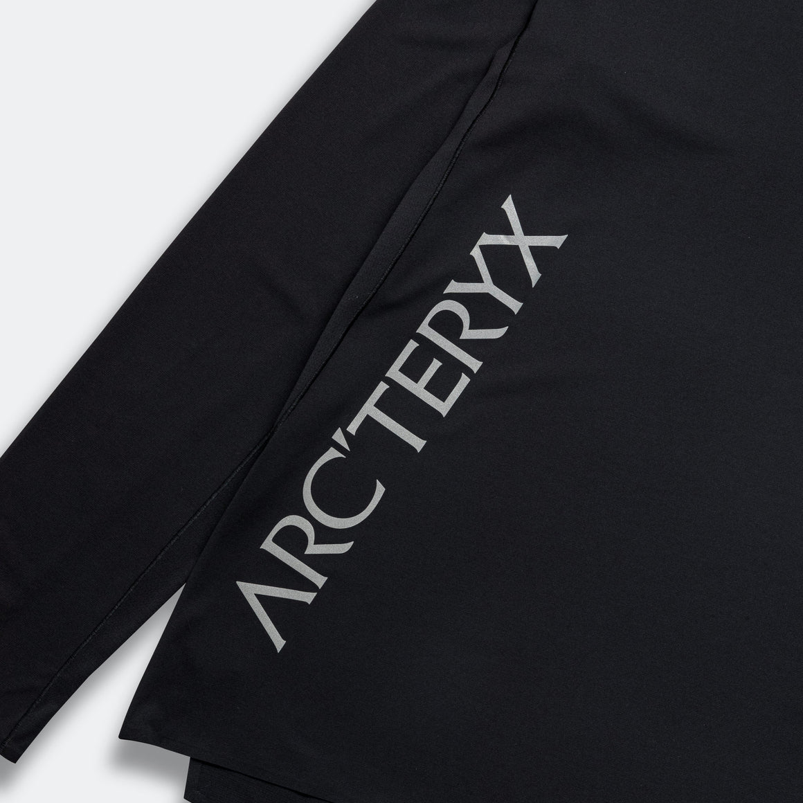 Arc'Teryx - Mens Norvan Downword Logo LS - Black - Up There Athletics