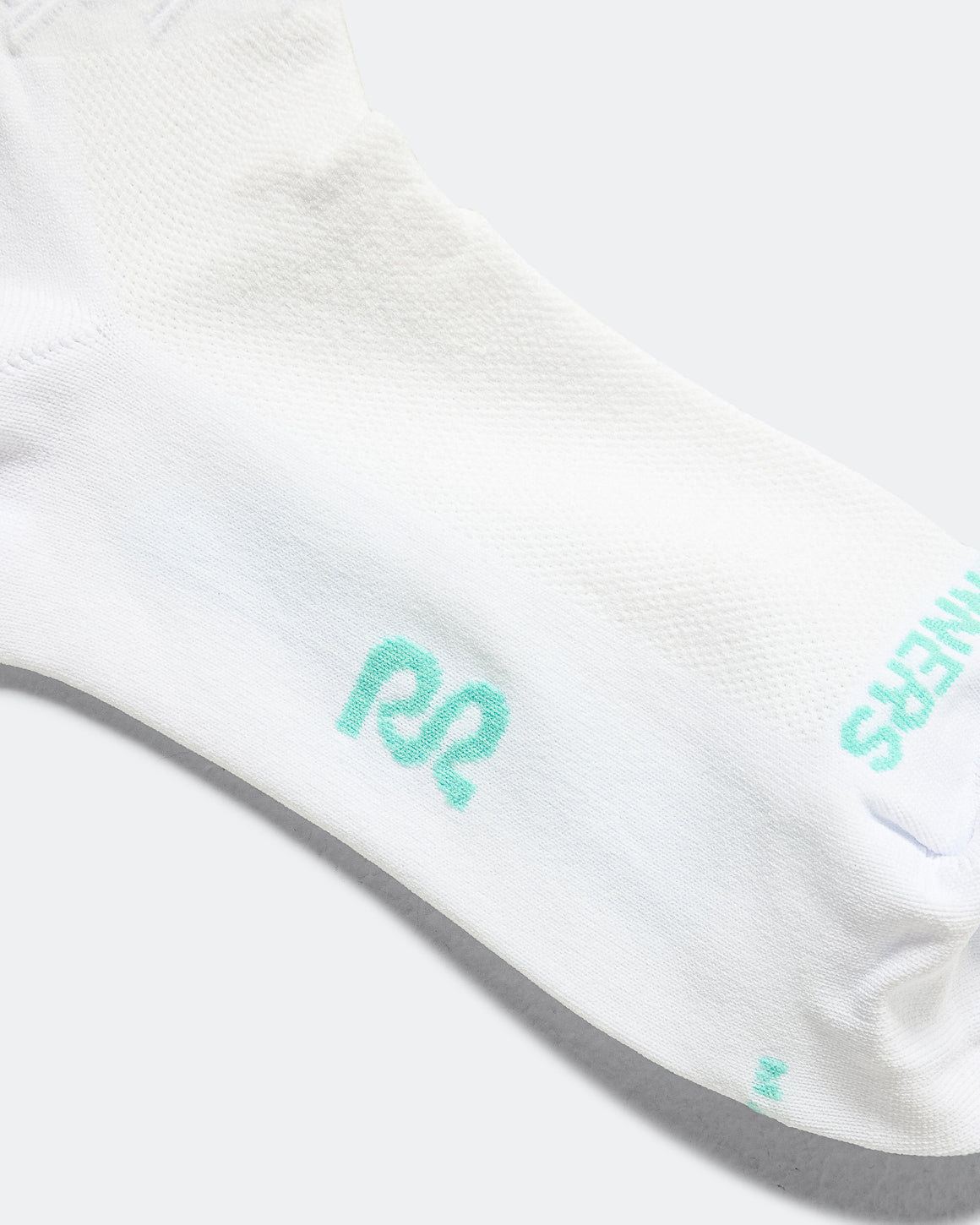 Bandit Running - Grid Knit Run Socks 2 Pack - White/Vintage Blue - Up There Athletics