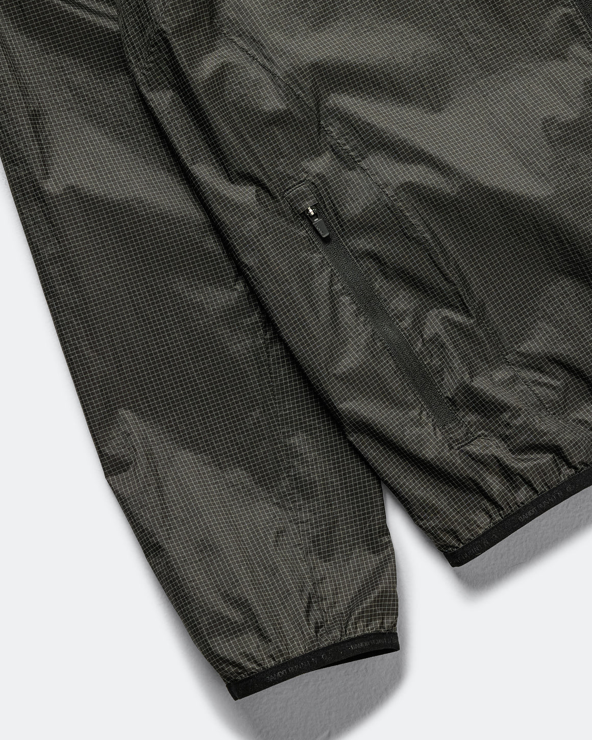 Bandit Running - Mens Windbreaker Jacket - Black - Up There Athletics