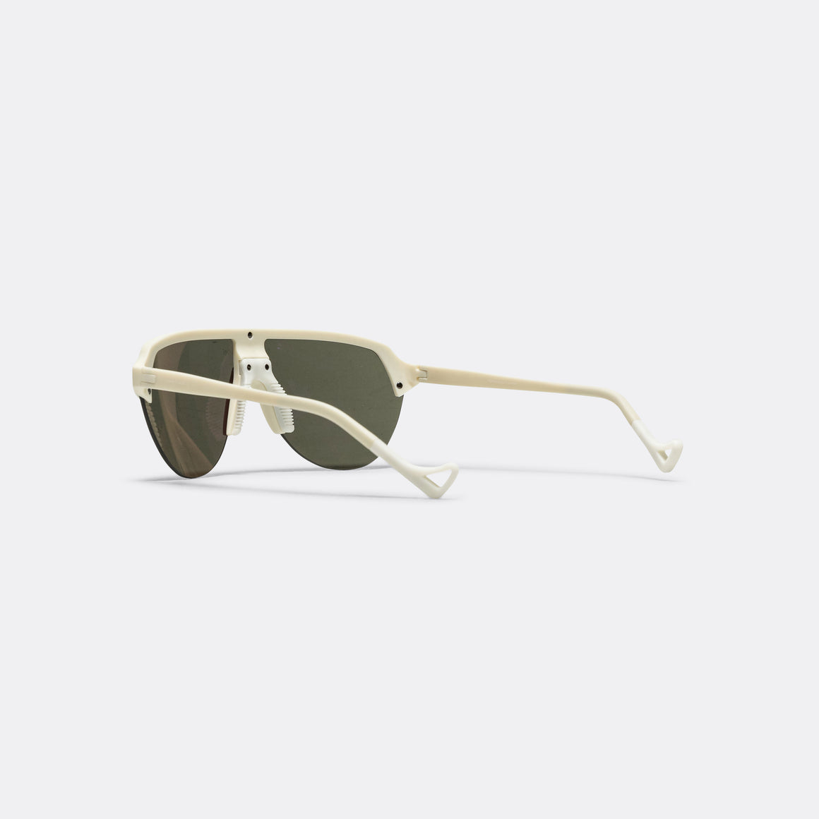 District Vision - Nagata Speed Blade - Limestone/D+ G15 - Up There Athletics