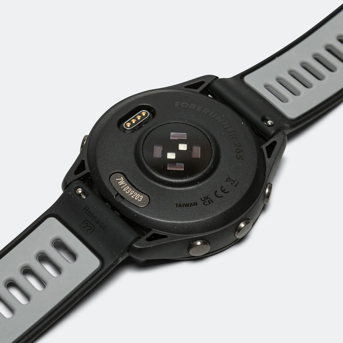 Garmin - Forerunner 265 - Black Bezel w/Black Case & Black/Powder Grey Silicone Band - Up There Athletics