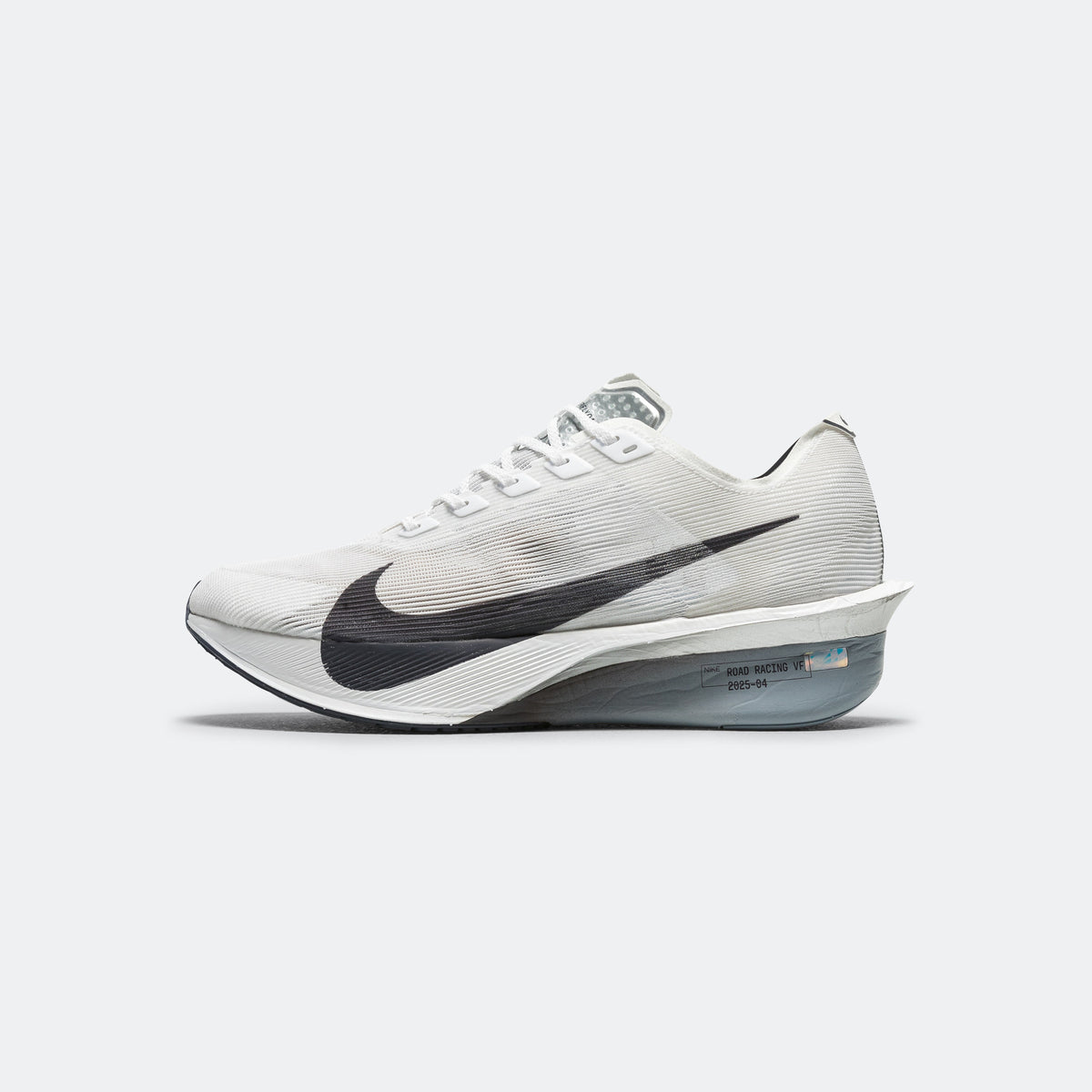 Nike Mens ZoomX Vaporfly Next% 4 - White/Gridiron-Obsidian Mist
