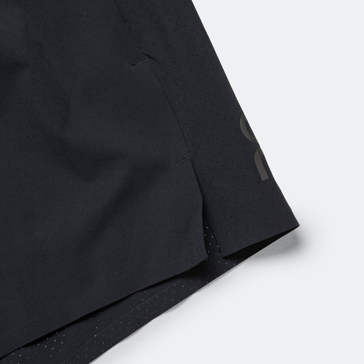 On Running - Mens 5in Performance Shorts - Black - Up There Athletics