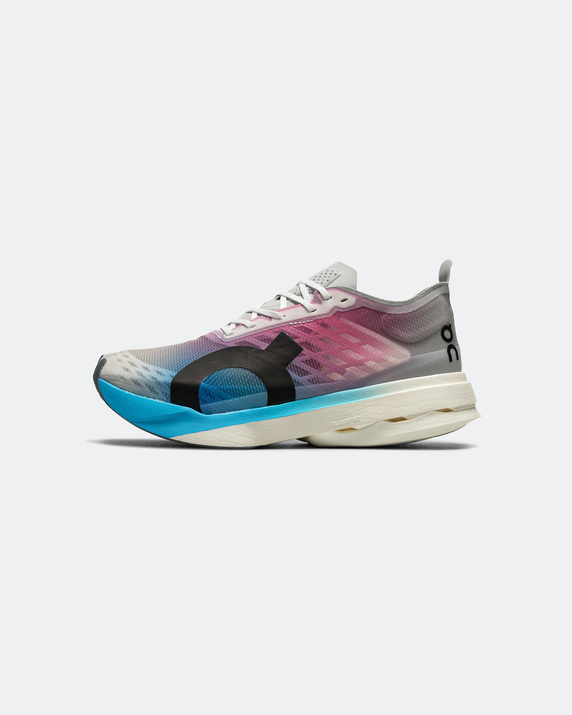 On Running - Womens Cloudboom Strike - White/Horizon - Up There Athletics