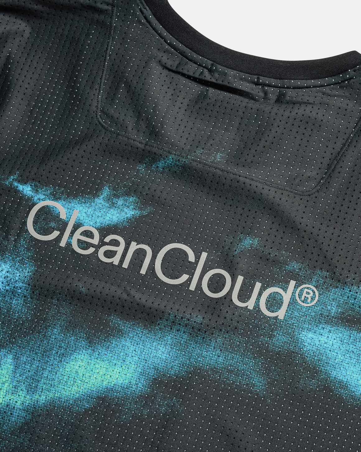 On Running - Mens Pace Mesh-T - Black/Horizon - Up There Athletics