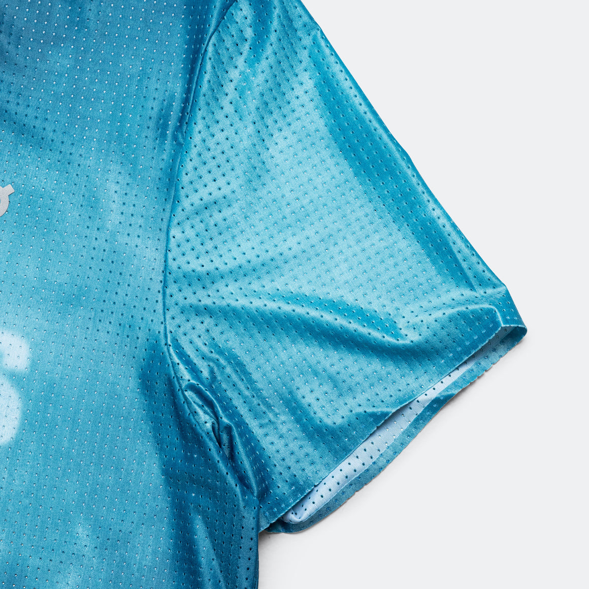 On Running - Mens Pace-T x Pleasures x The Loop - Nile - Up There Athletics