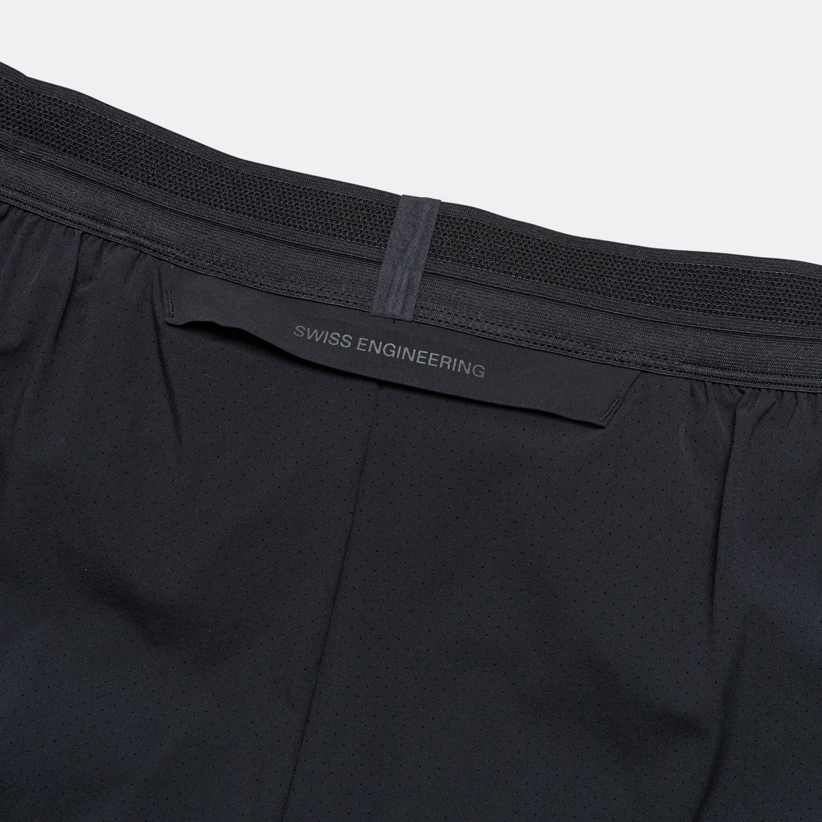 On Running - Womens 5" Performance Woven Shorts - Black - Up There Athletics