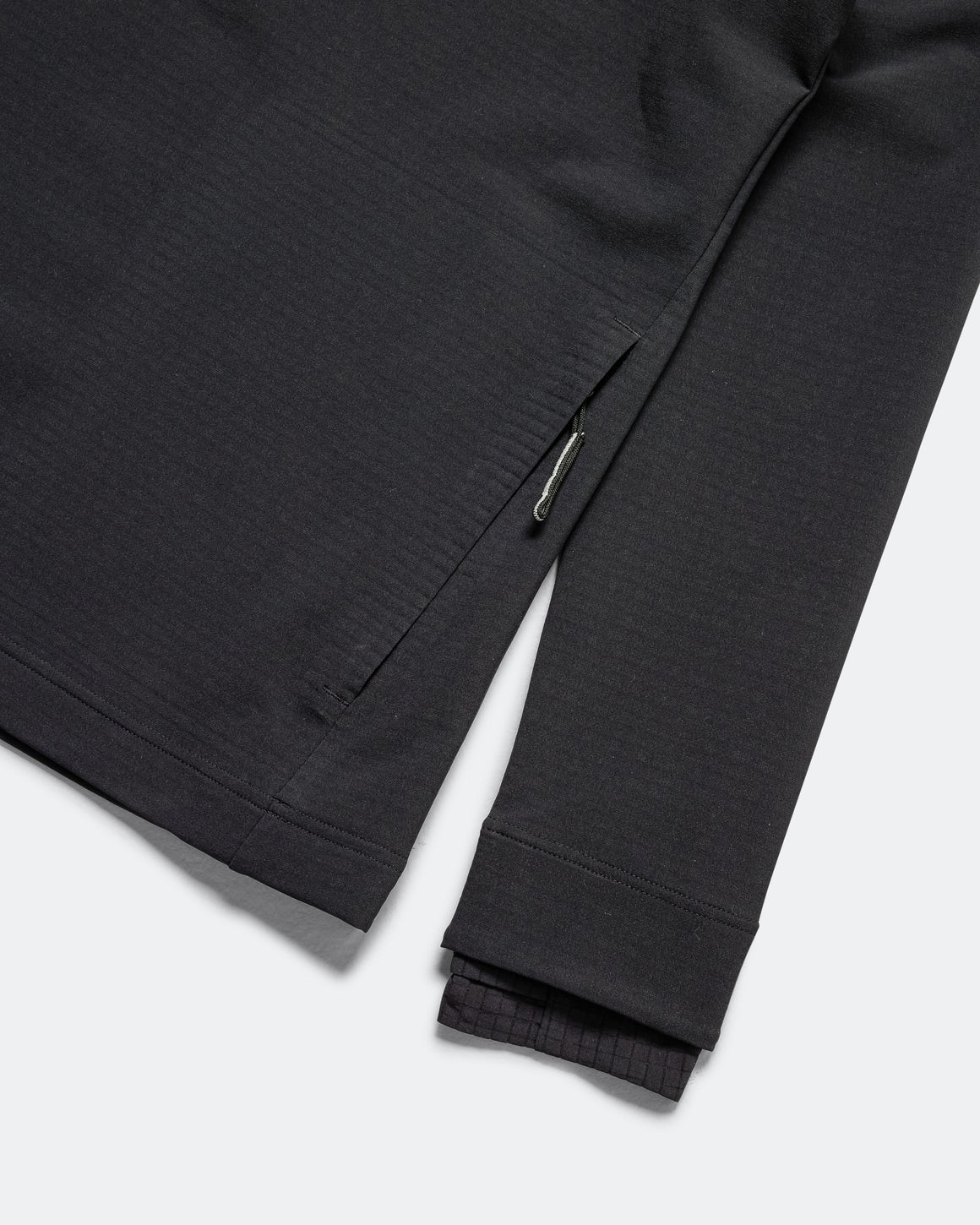 On Running - Womens Pace Hoodie - Black - Up There Athletics