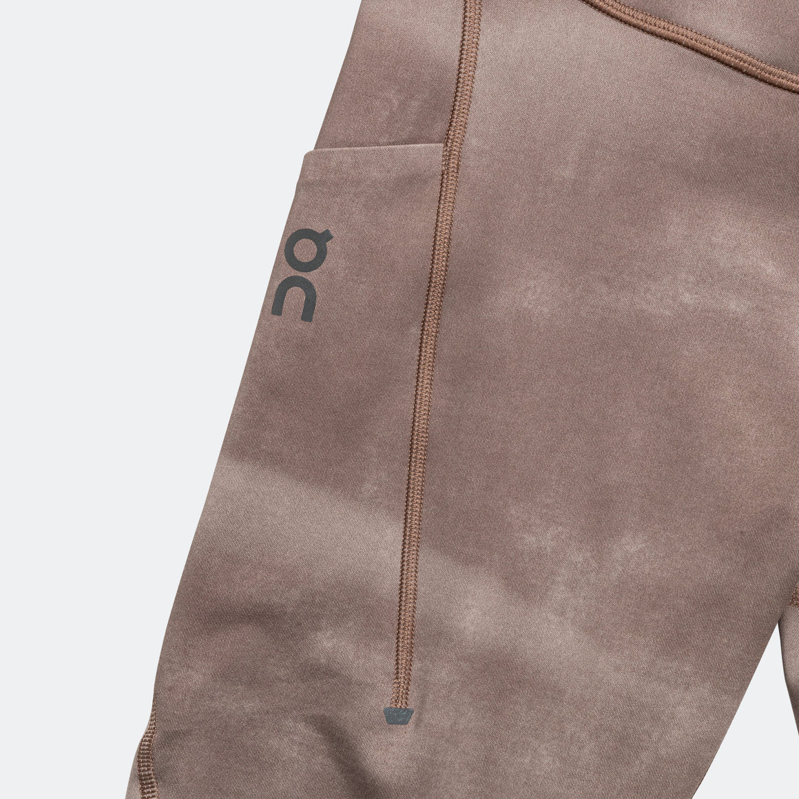 On Running - Womens Performance Tight 7/8 AOP - Cinder - Up There Athletics