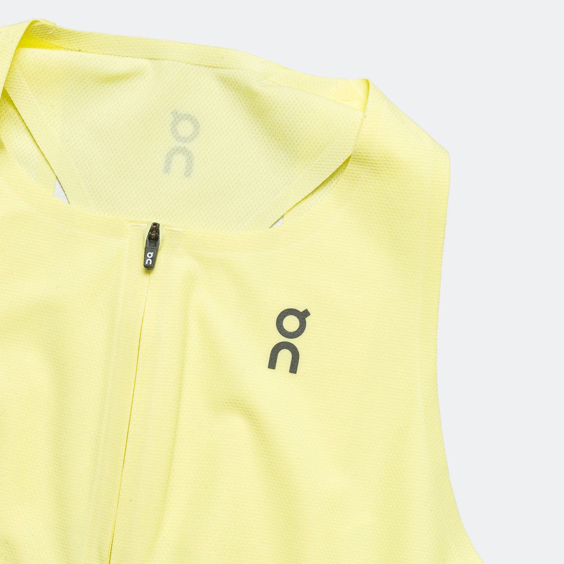 On Running - Womens Race Crop - Limelight - Up There Athletics