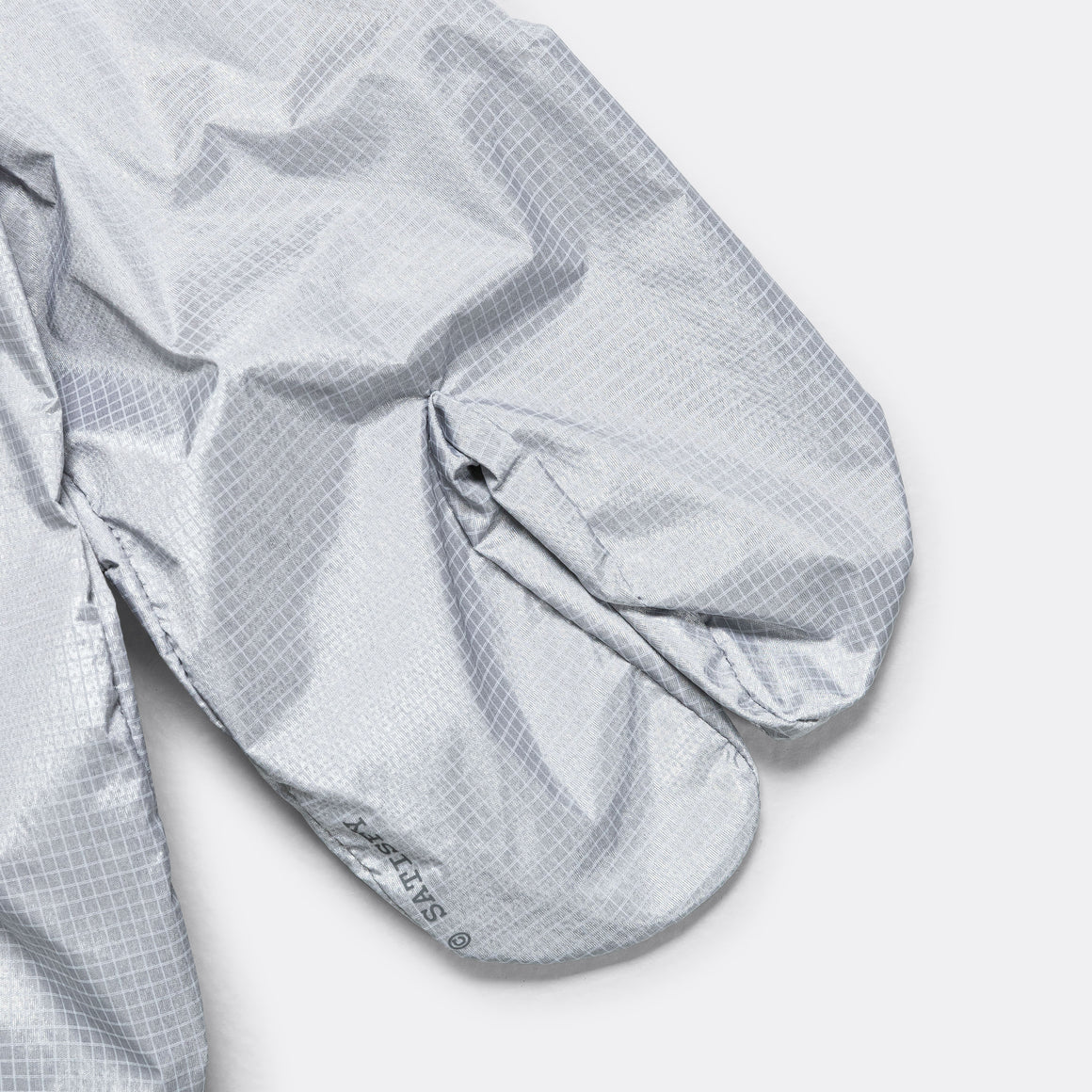 Satisfy - SilverShell™ Lobster Over Mitt - Silver - Up There Athletics