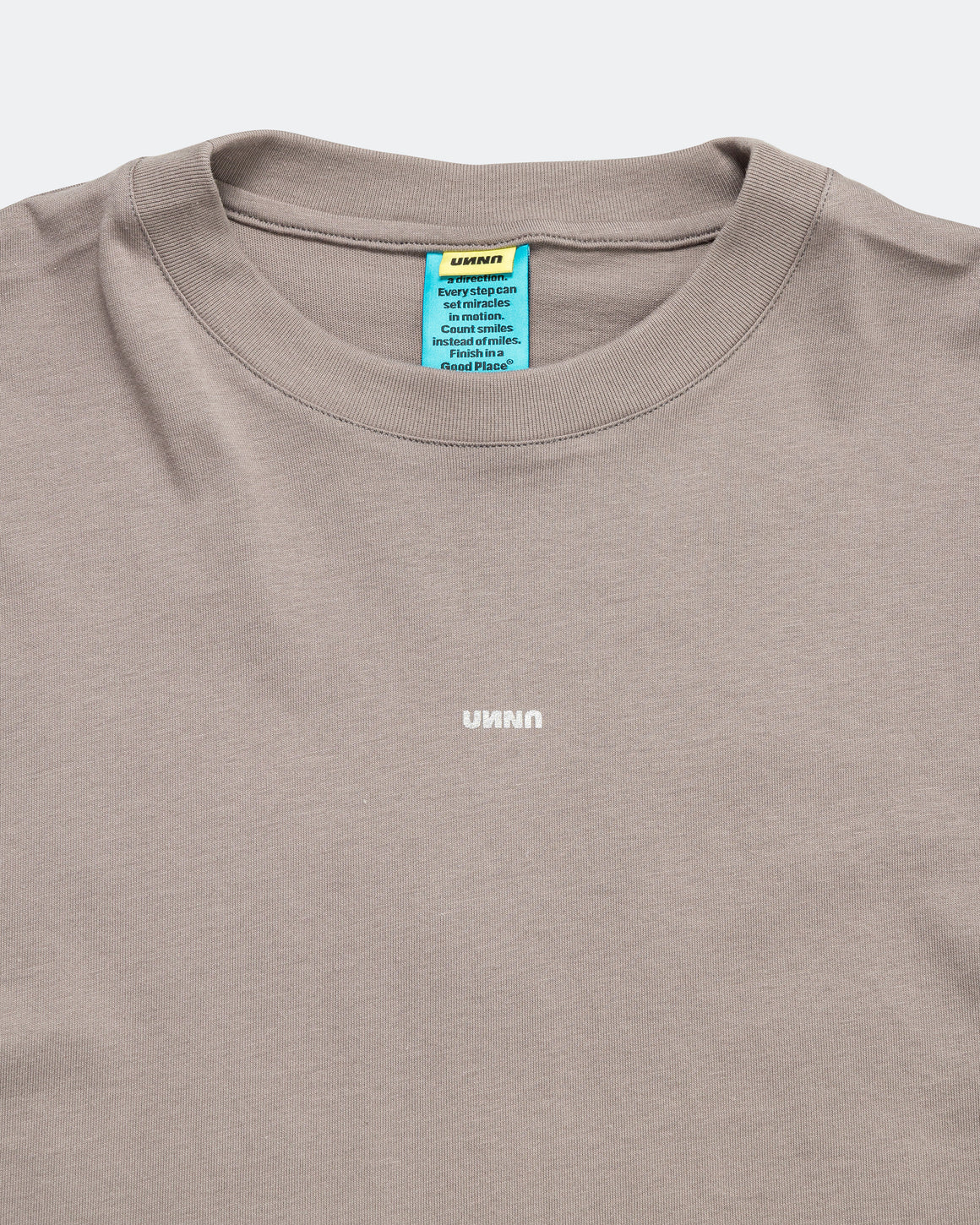 UNNA - Mens In The Zone Tee - Fog Grey - Up There Athletics