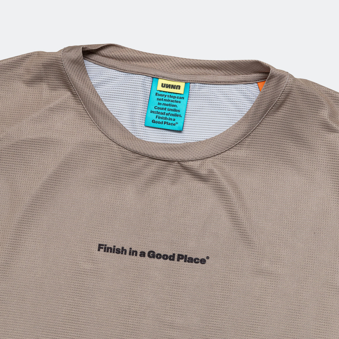 UNNA - Wavy Tee - Warm Sand - Up There Athletics