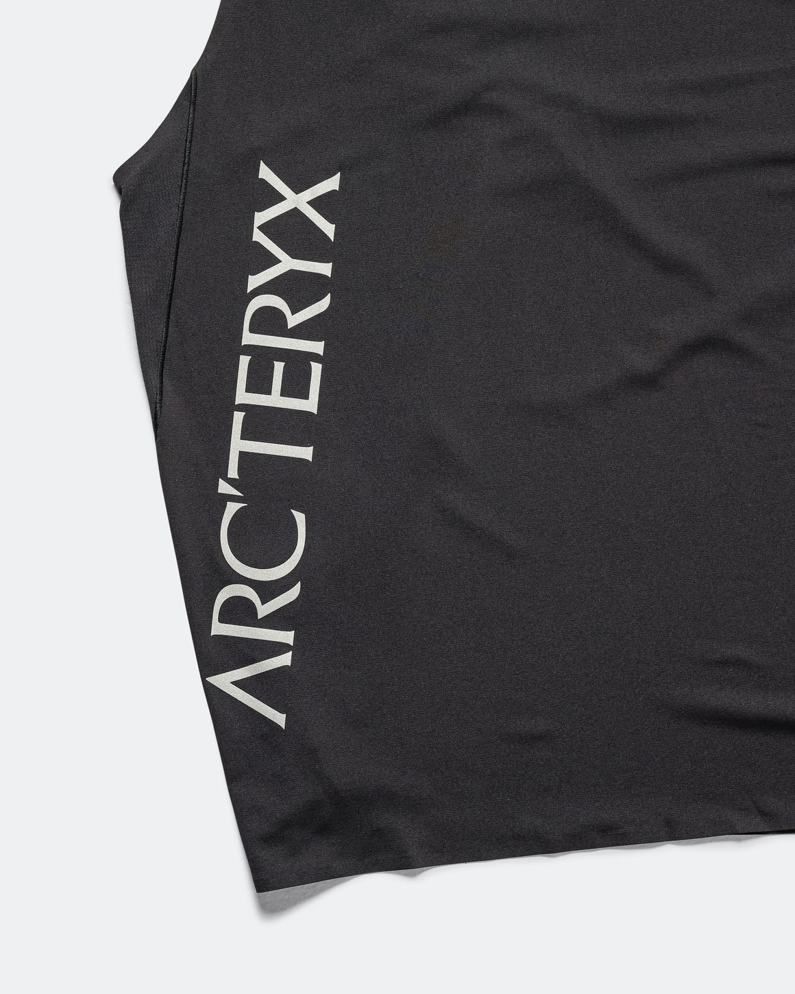 Arc'Teryx - Mens Norvan Downword Logo Tank - Black - Up There Athletics