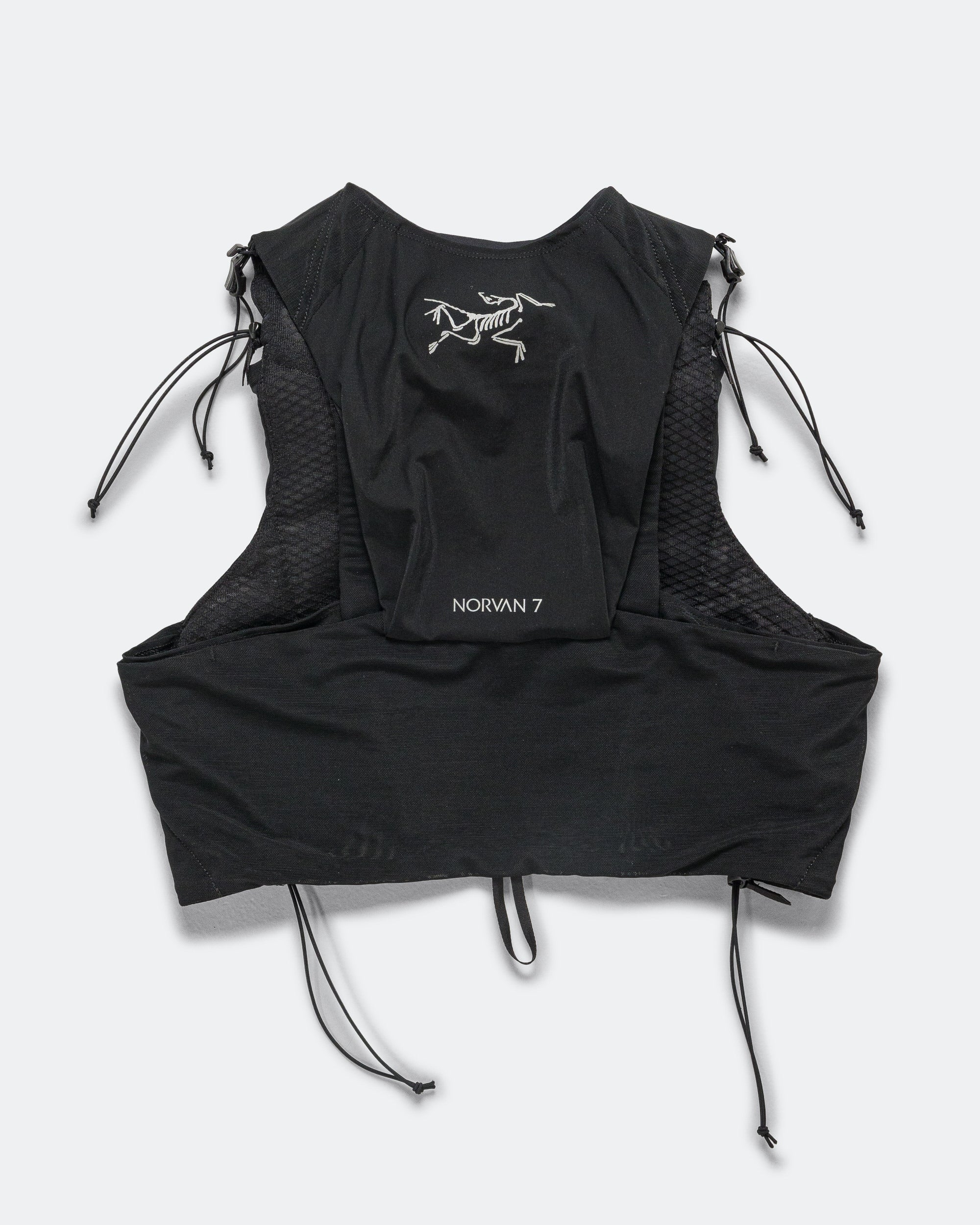 ARC'TERYX Norvan 7 Vest ノーバン7ベストメンズ ARC'TERYX】注目の新作ベストパック ｢NORVAN 7 VEST｣ ｢NORVAN 14 VEST