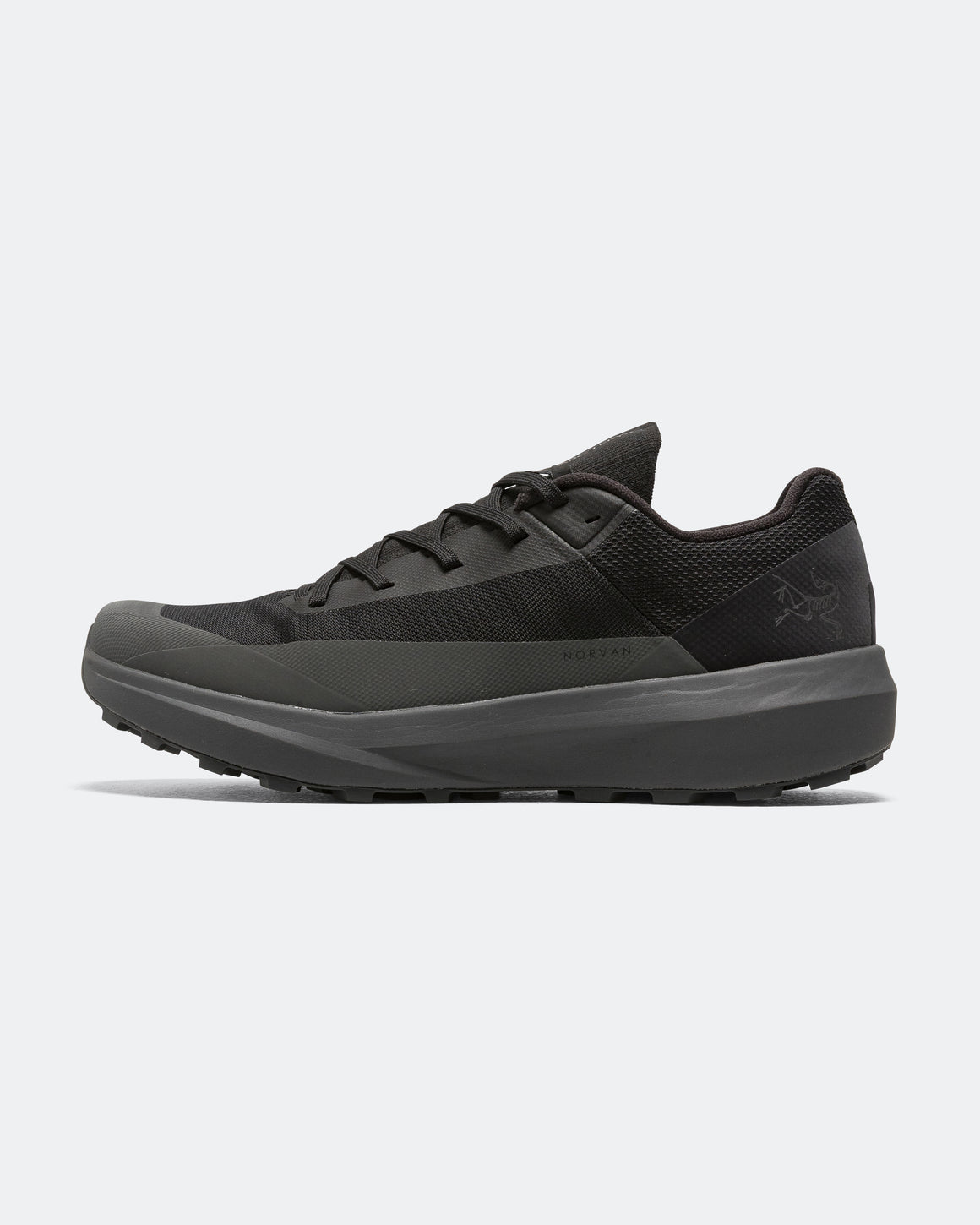 Arc'Teryx - Mens Norvan LD 4 - Black/Graphite - Up There Athletics