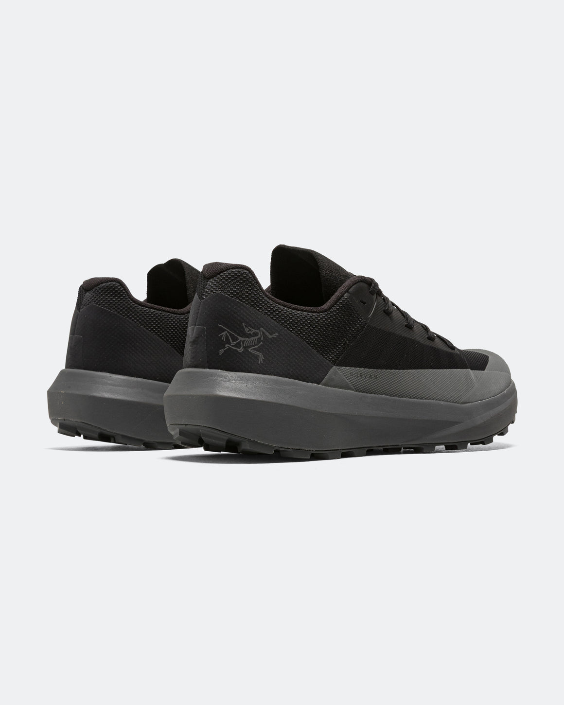 Arc'Teryx - Mens Norvan LD 4 - Black/Graphite - Up There Athletics