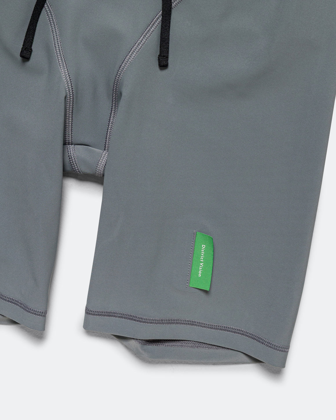 District Vision - Womens 7in Pocketed Tights - Granite - Up There Athletics