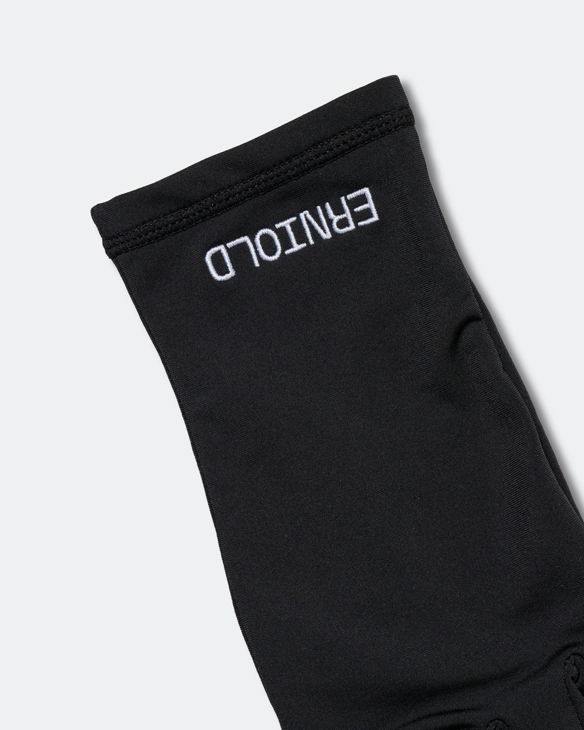 Erniold - Run Gloves - Black - Up There Athletics
