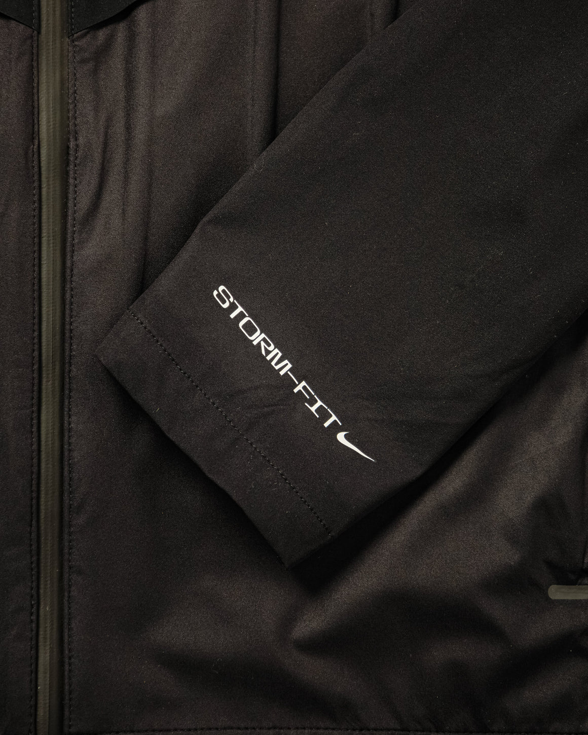 Nike - Mens Storm-FIT Aerogami Running Jacket - Black/Summit White - Up There Athletics