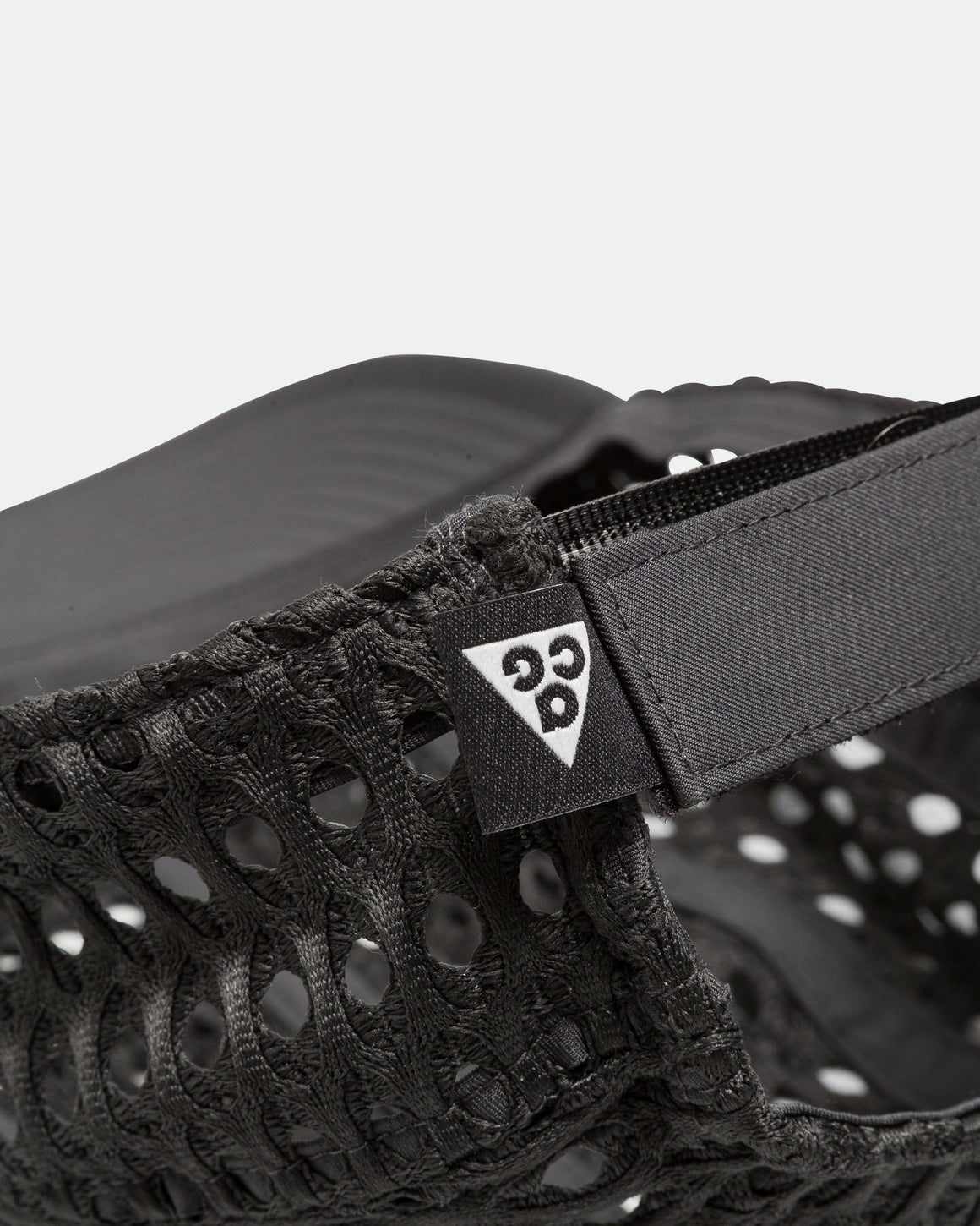 Nike ACG - ACG Radical AirFlow Fly Cap - Anthracite/Anthracite - Up There Athletics