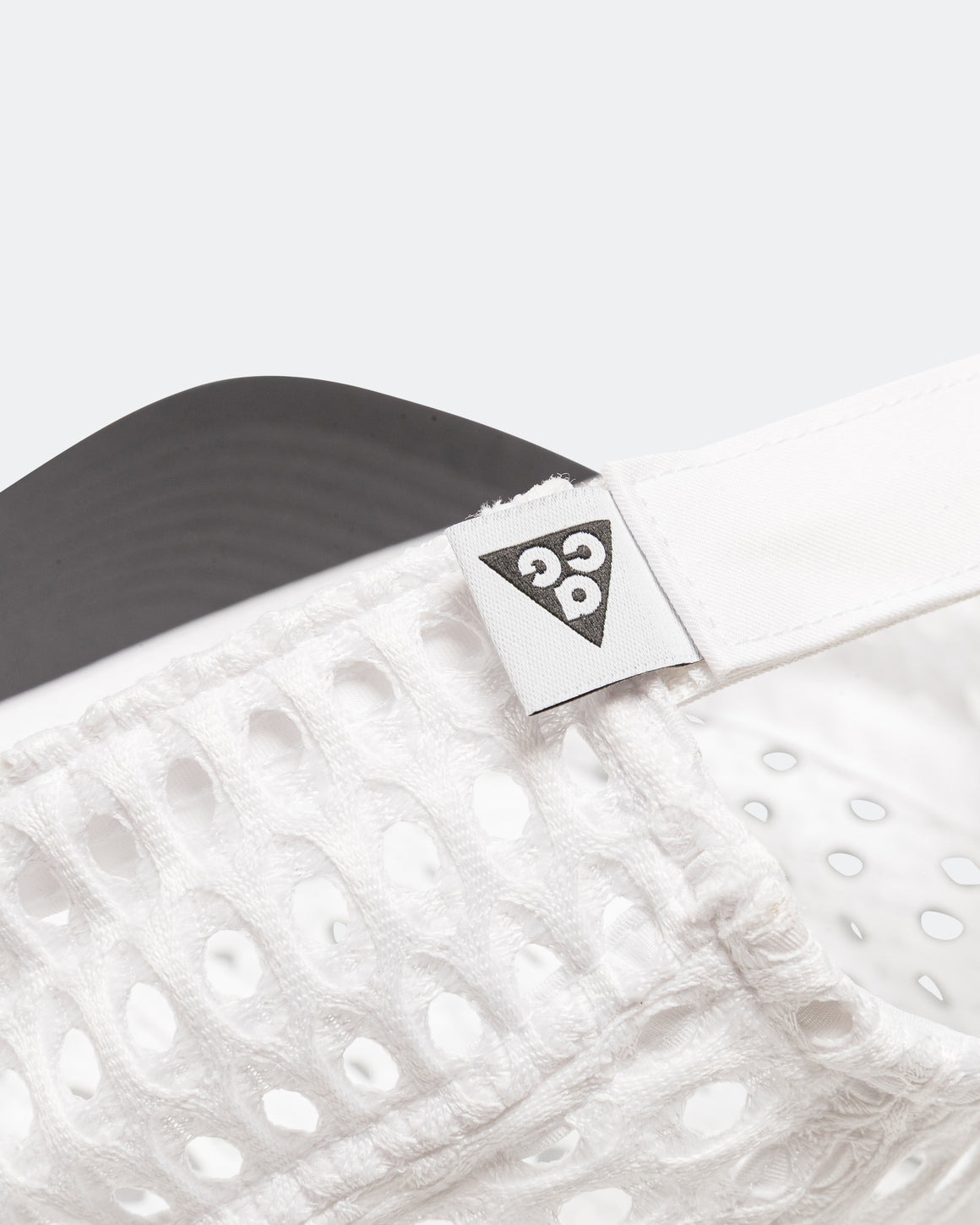 Nike ACG - ACG Radical AirFlow Fly Cap - White/White - Up There Athletics