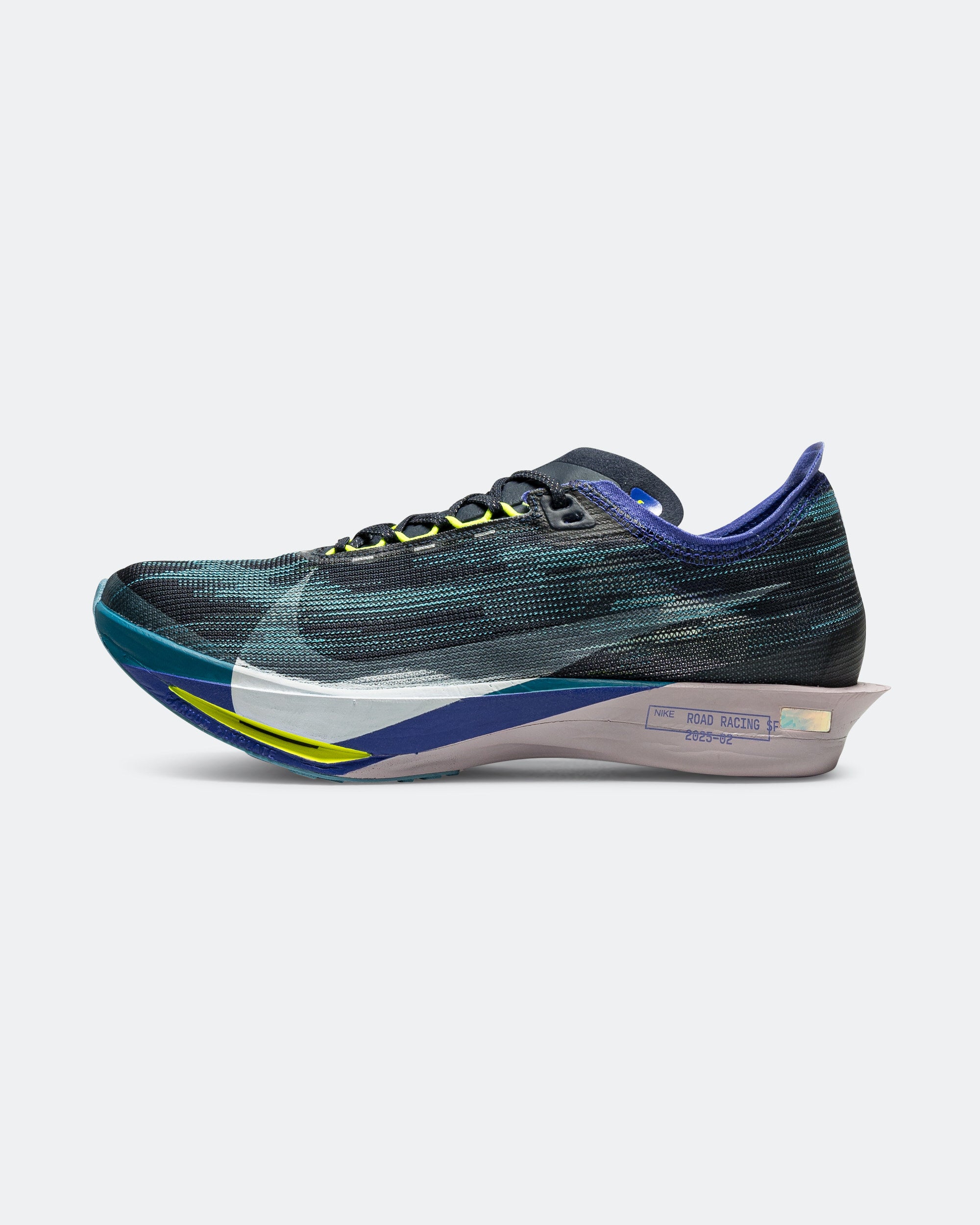 Nike - ZoomX Streakfly 2 - Obsidian/White/Persian Violet | Up