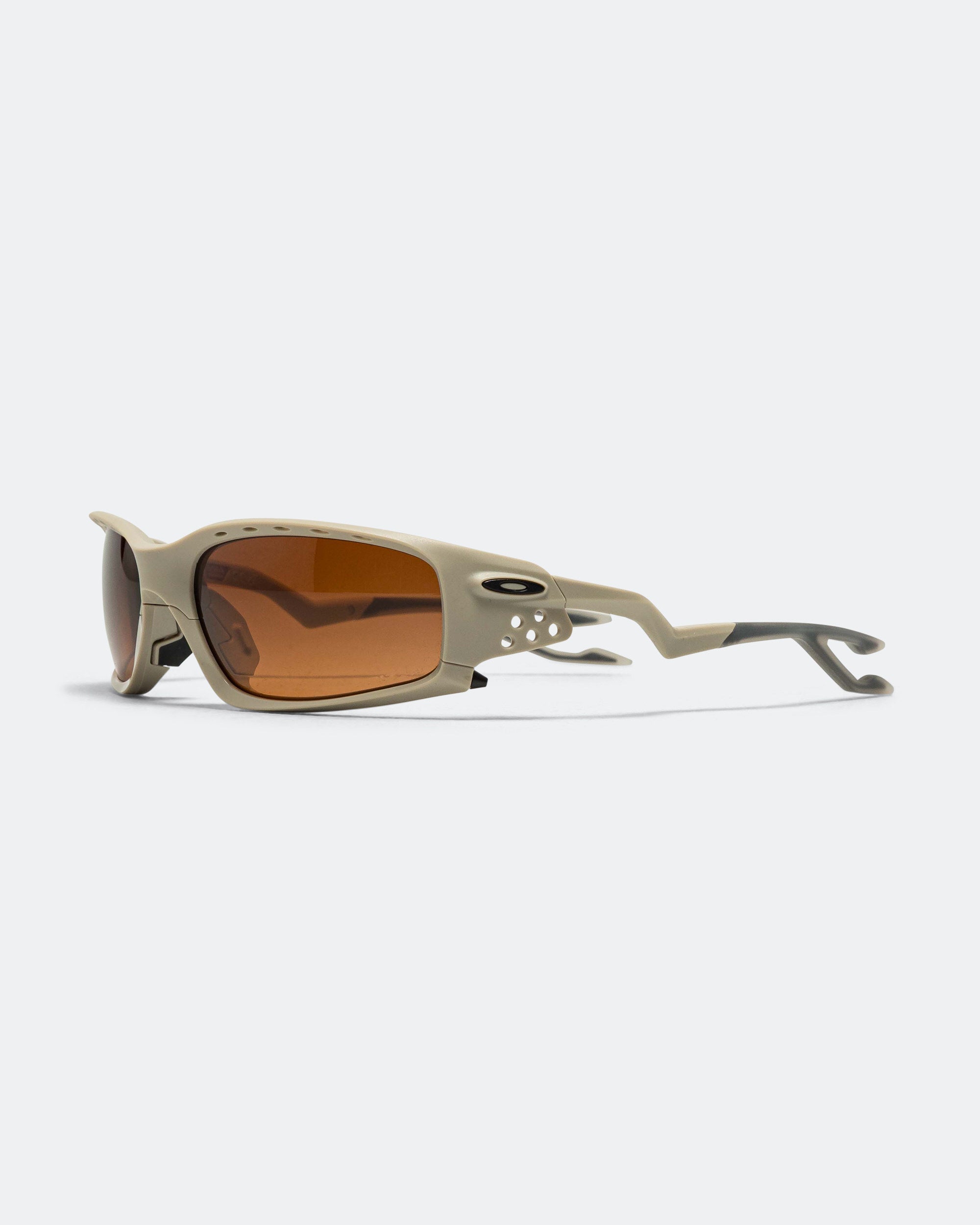Oakley - Plantaris SQ - Matte Sand/Prizm Brown Gradient | Up There