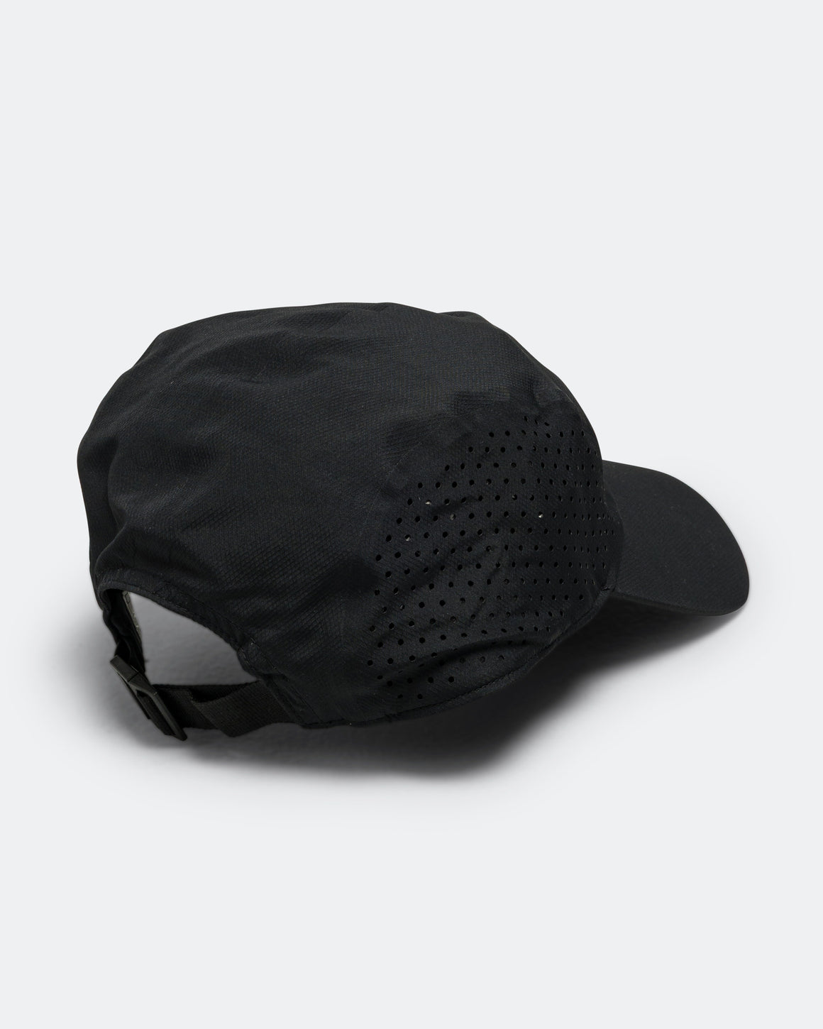 On Running - Lightweight Cap - Black - Up There Athletics