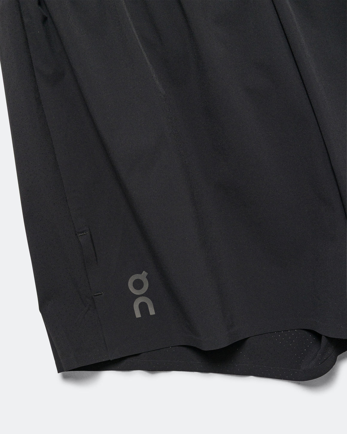 On Running - Mens 5in Performance Shorts - Black - Up There Athletics