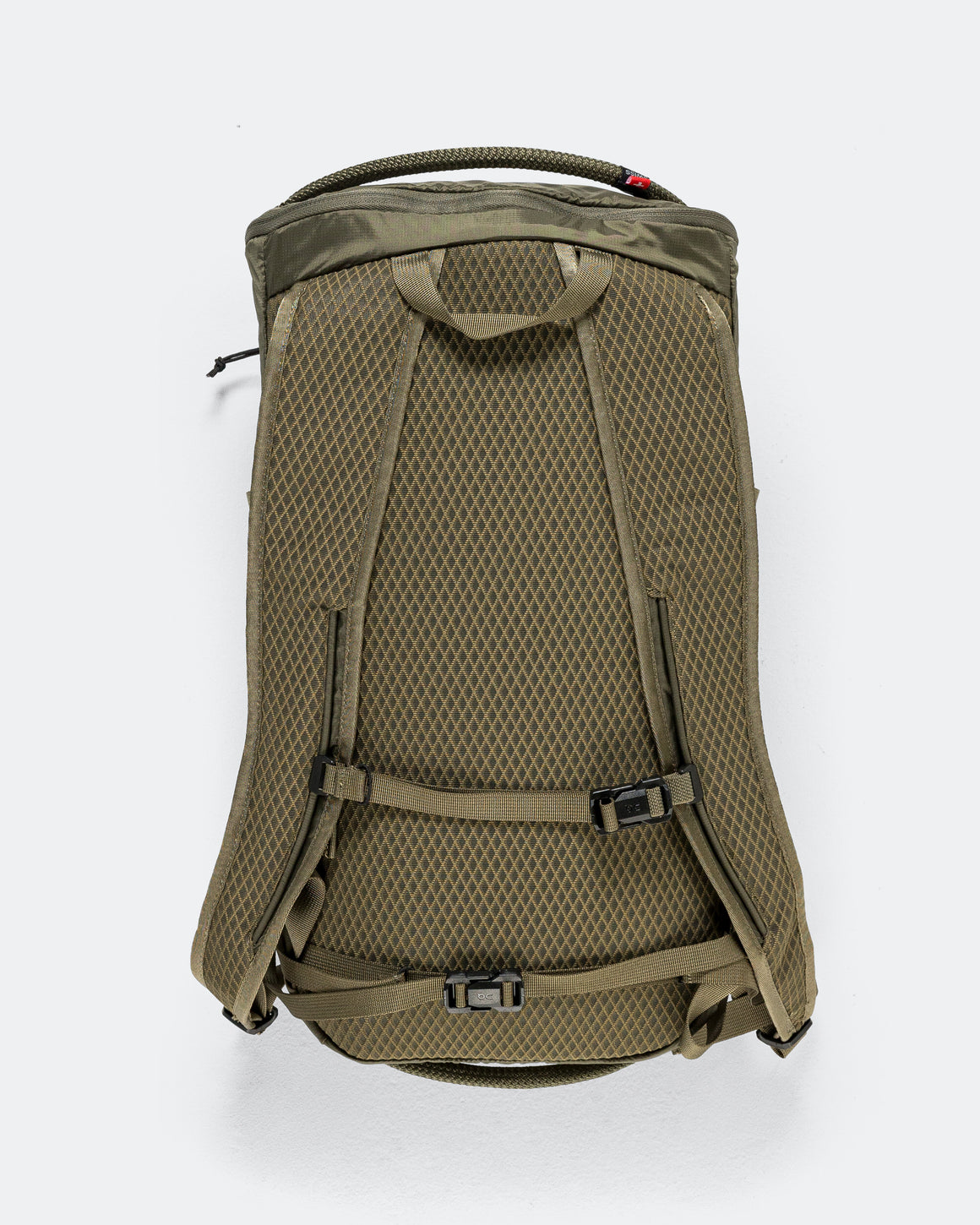 On Running - Speed Pack 18L Lite - Olive - Up There Athletics