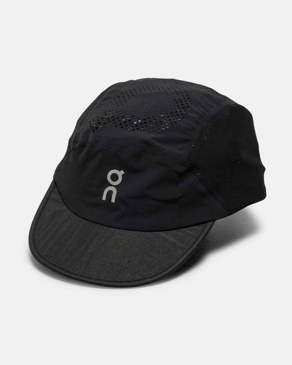 On Running - Ultra Cap - Black - Up There Athletics