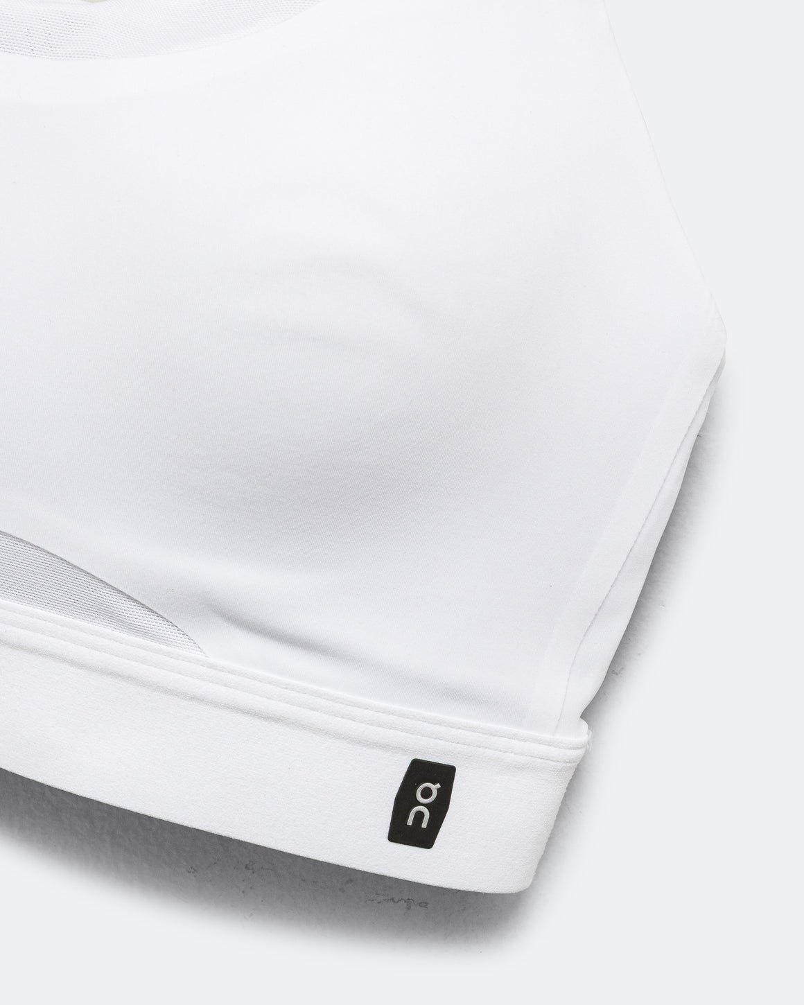 On Running - Womens Performance Bra - White - Up There Athletics