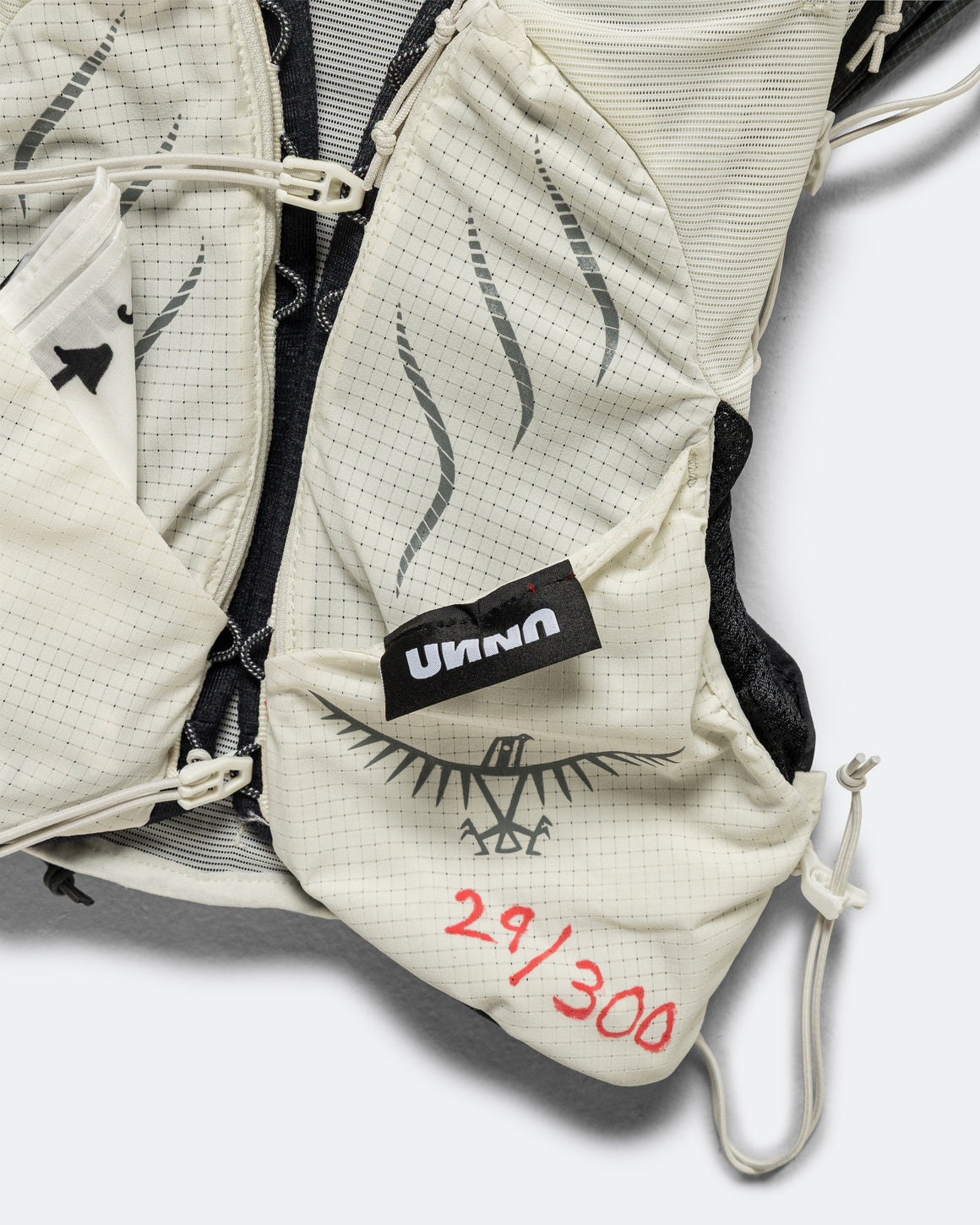 UNNA - Womens Osprey Duro Pro 10L x UNNA - Mystery White - Up There Athletics