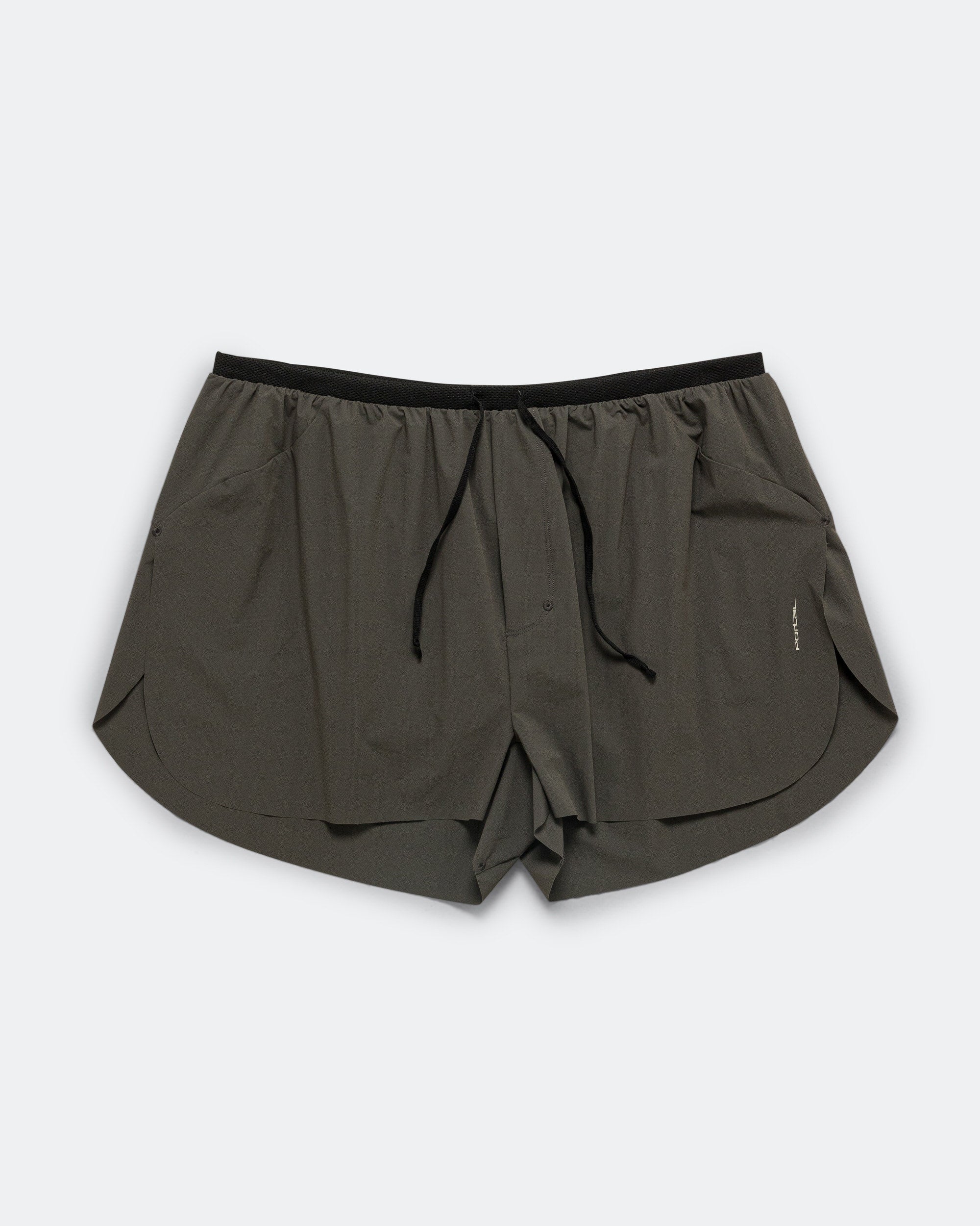 Portal Ambit Ultra Short サイズS Portal - Ambit Ultra Short - Beluga/Dark Olive | Up There Athletics