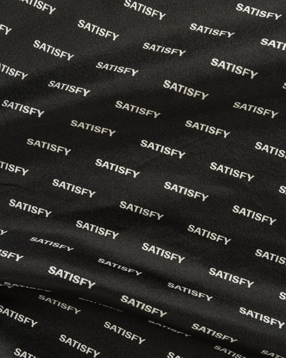 Satisfy - SoftCell Carre de Soie - Black SA - Up There Athletics