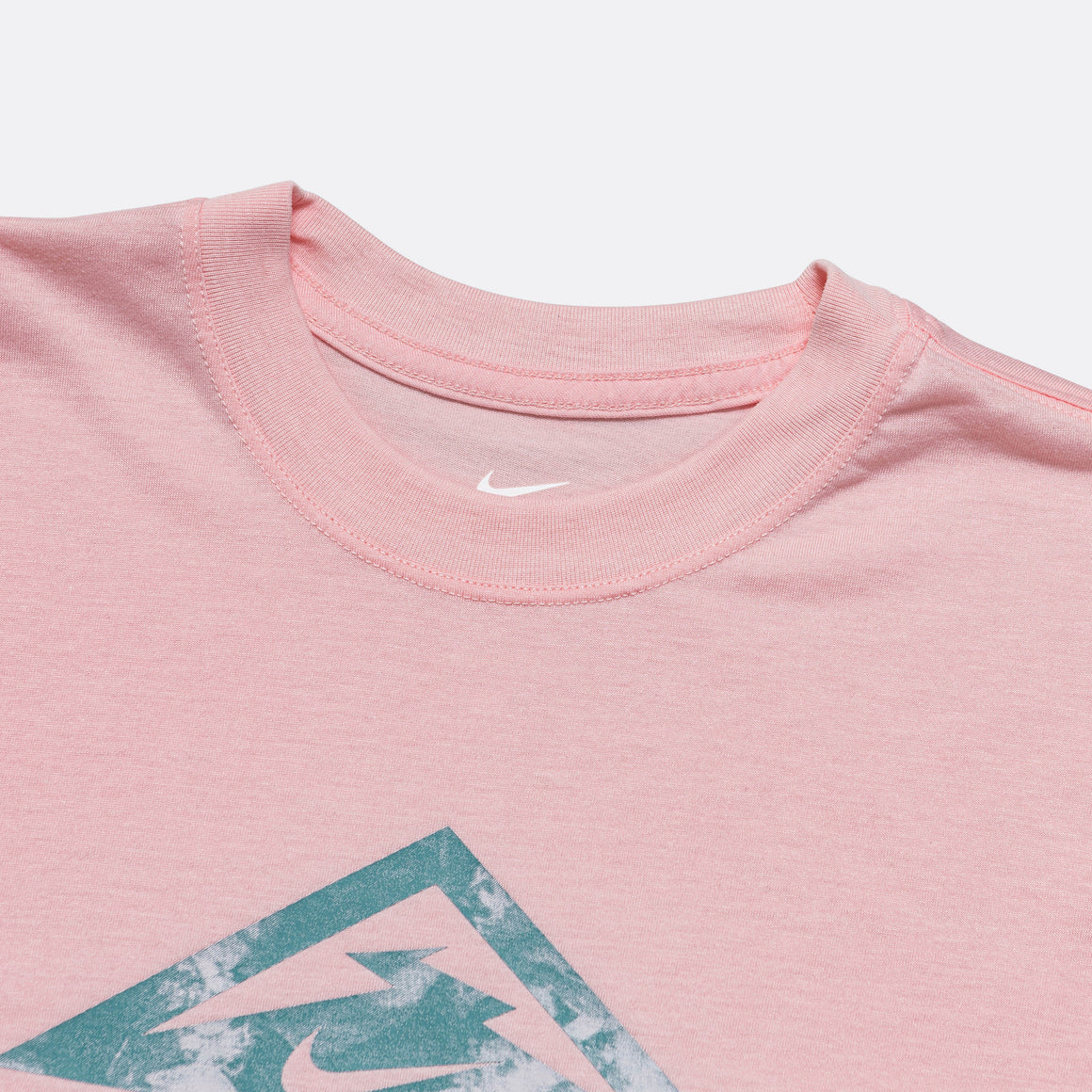 Nike - Womens Dri-FIT Trail T-Shirt - Pink Bloom - Up There Athletics